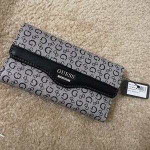 Guess Wallet